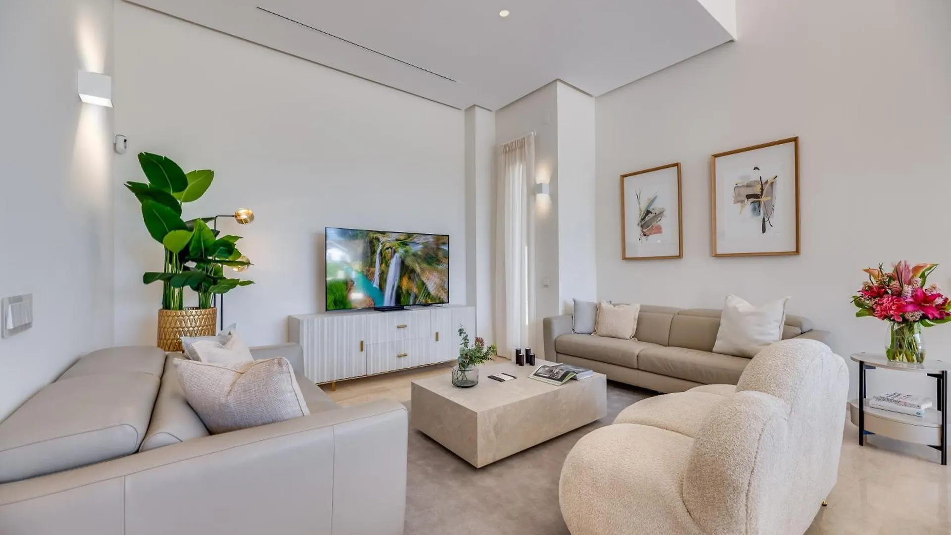 Vacation Marbella I Villa Velazquez, 150M To The Beach, Heated Pool, Golden Mile 0*,  Spain