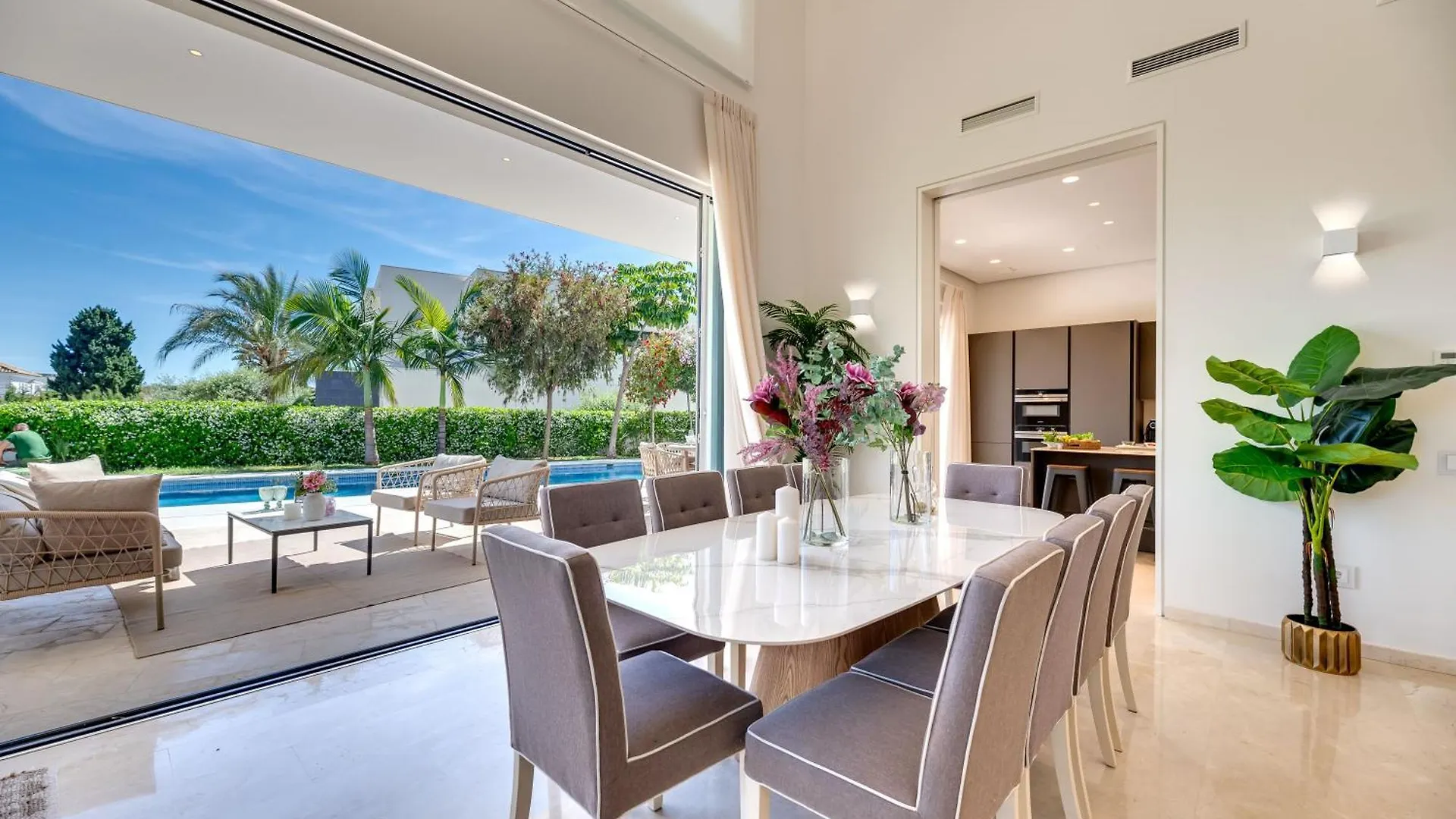 Vacation Marbella I Villa Velazquez, 150M To The Beach, Heated Pool, Golden Mile Spain